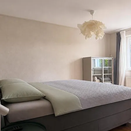 70 Qm Apartman *